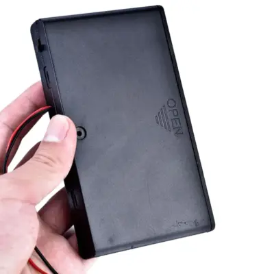 Portapilas 8xAA 12V R6 CON TAPA E INTERRUPTOR - Imagen 4